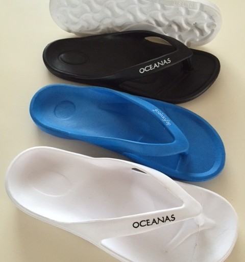 Injected mould slippers uit voorraad leverbaar